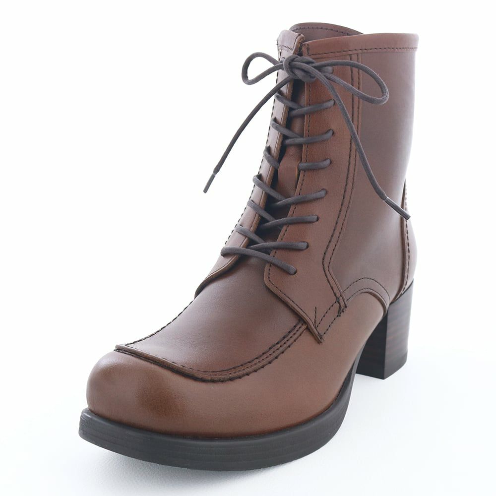 ダークブラウン