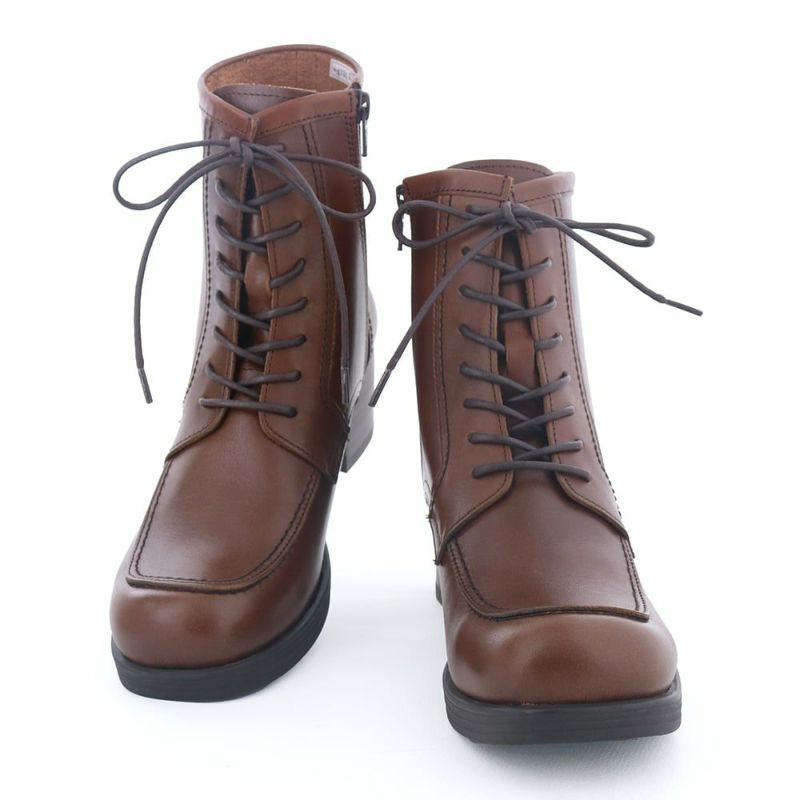 ダブルステッチやモカデザインといったこだわりが詰まった一足