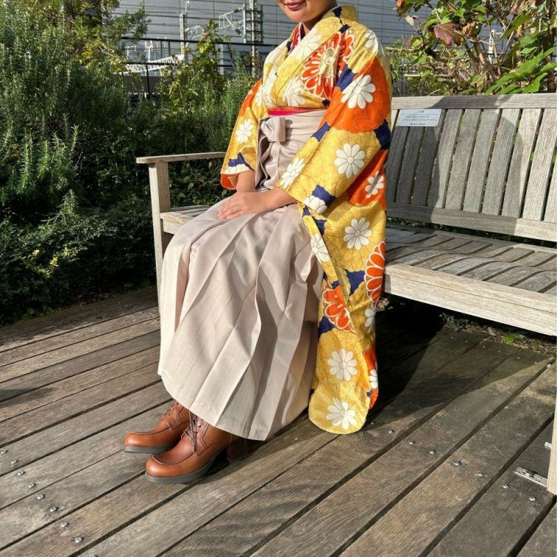 スタッフ着用：ダークブラウン