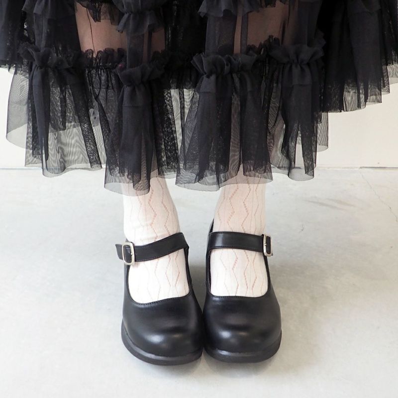 ブラック
