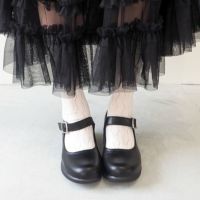 ブラック