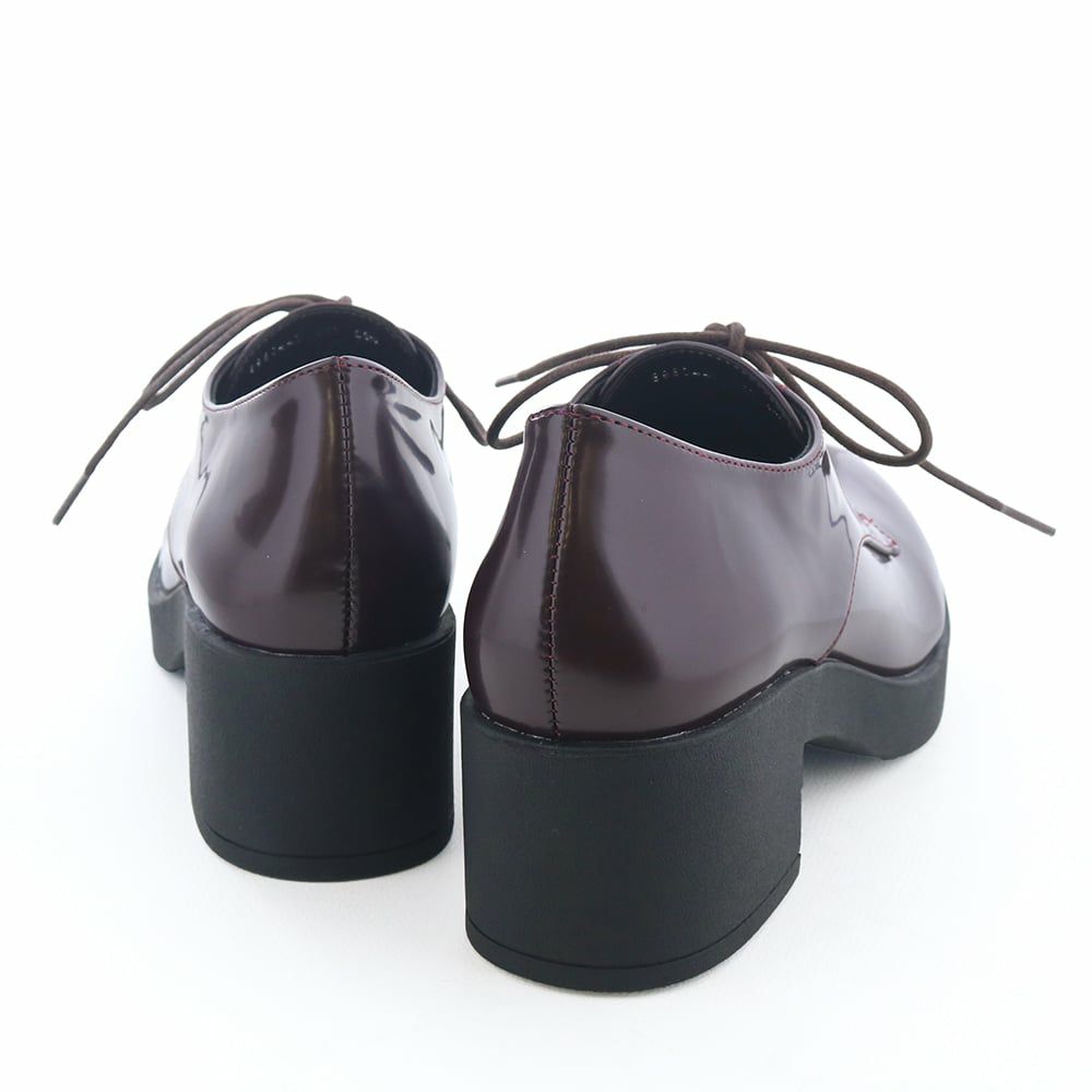 モールドソールで歩きやすく、毎日使いにちょうどいいボリューム感