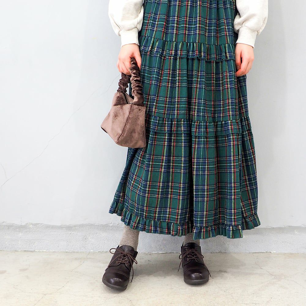 ダークブラウン