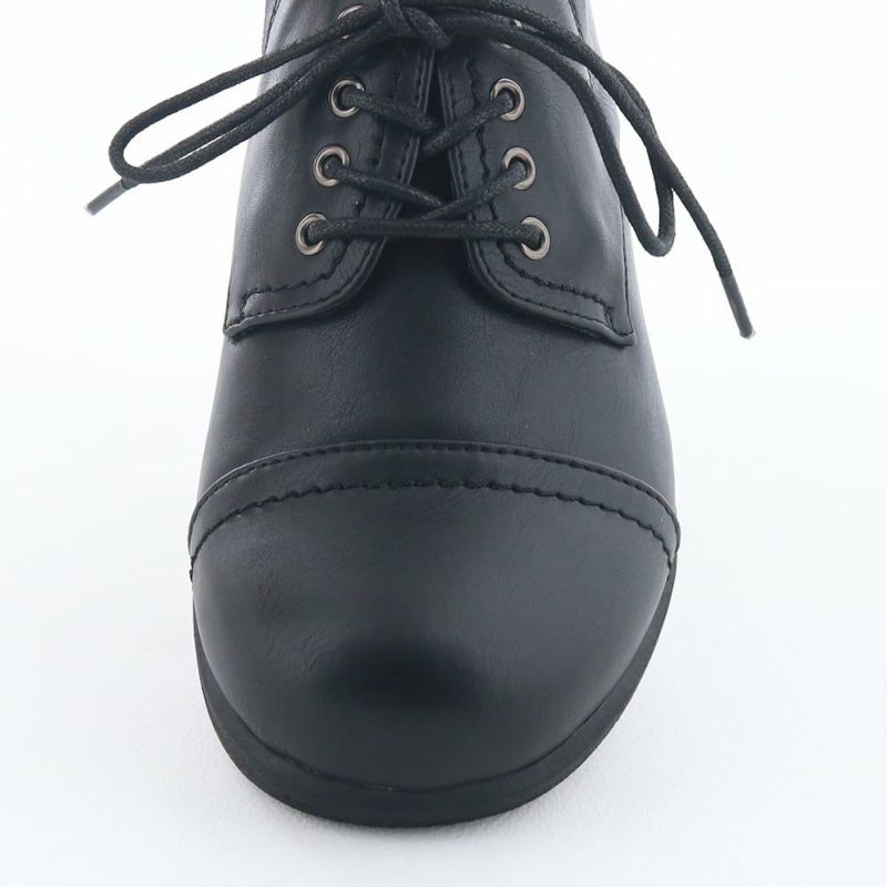 ゆったり設計で指先を締め付けない。幅広さんにもおすすめです