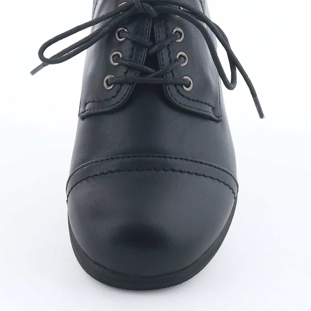 ゆったり設計で指先を締め付けない。幅広さんにもおすすめです