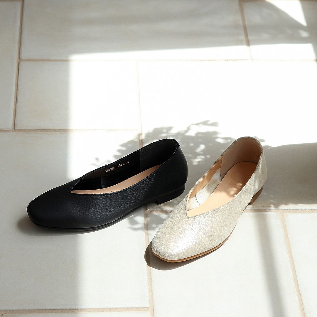 防水｜Vカットフラットシューズ