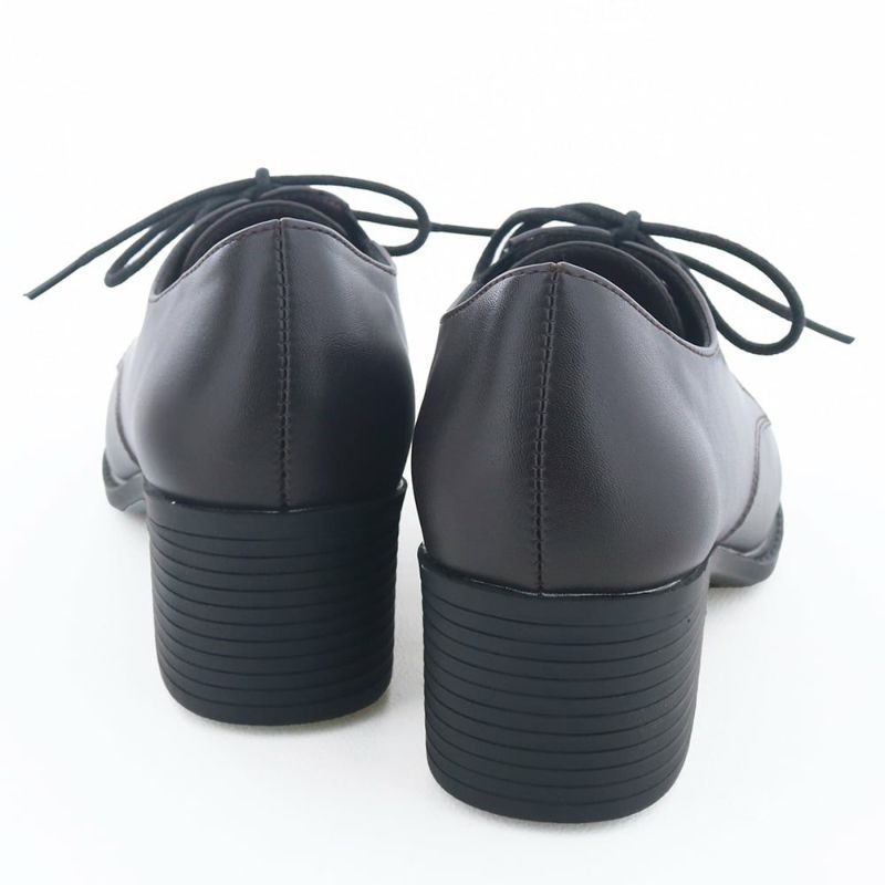 着地がマイルドなヒールアップモールドソールで歩きやすさも◎