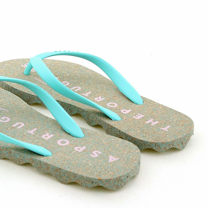 リゾートでもタウンでも大活躍する一足