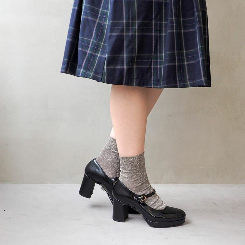 ブラックエナメル