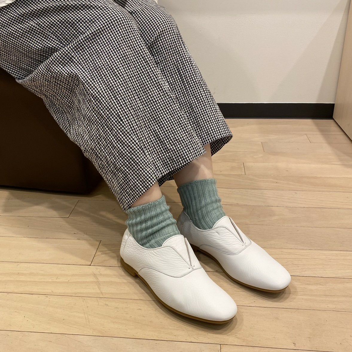 スタッフ着用：ホワイト