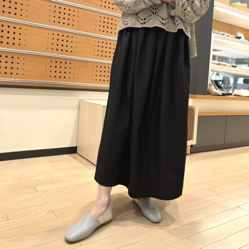 スタッフ着用：ブルーグレー