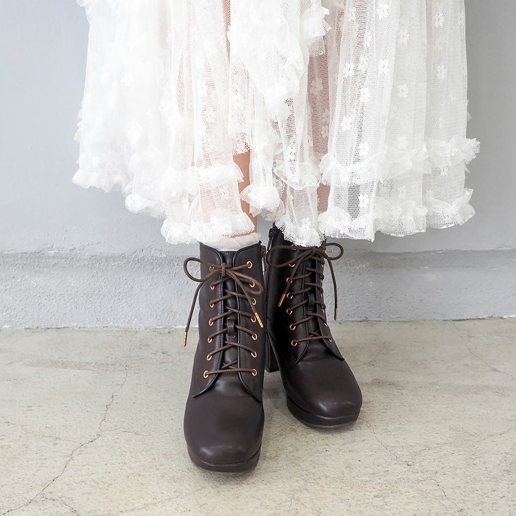 ダークブラウン