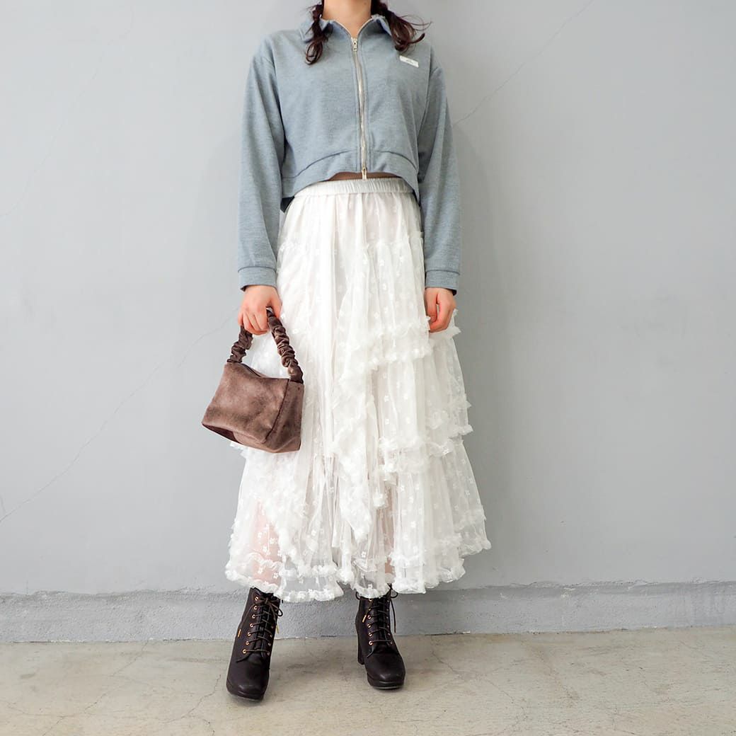 ダークブラウン