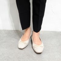 シルバーホワイト