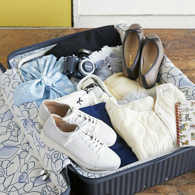 かさばらないので旅行の携帯シューズにも◎