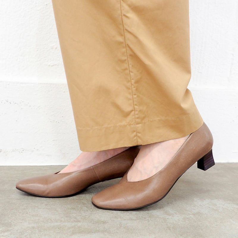 グレージュコンビ