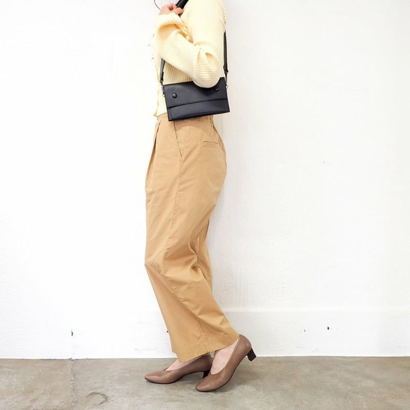 グレージュコンビ