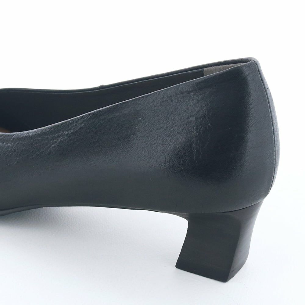 ヒールの高さ：約4.0cm