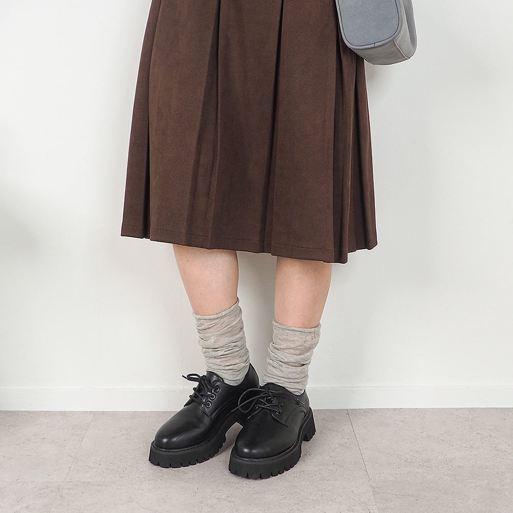 ブラック