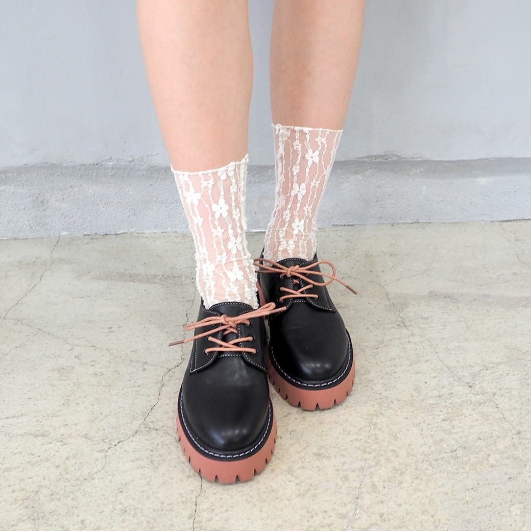 ブラックピンク