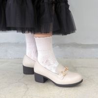 アイボリー
