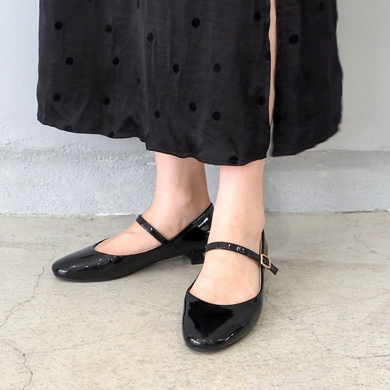 ブラックエナメル