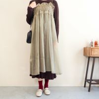 アイボリー