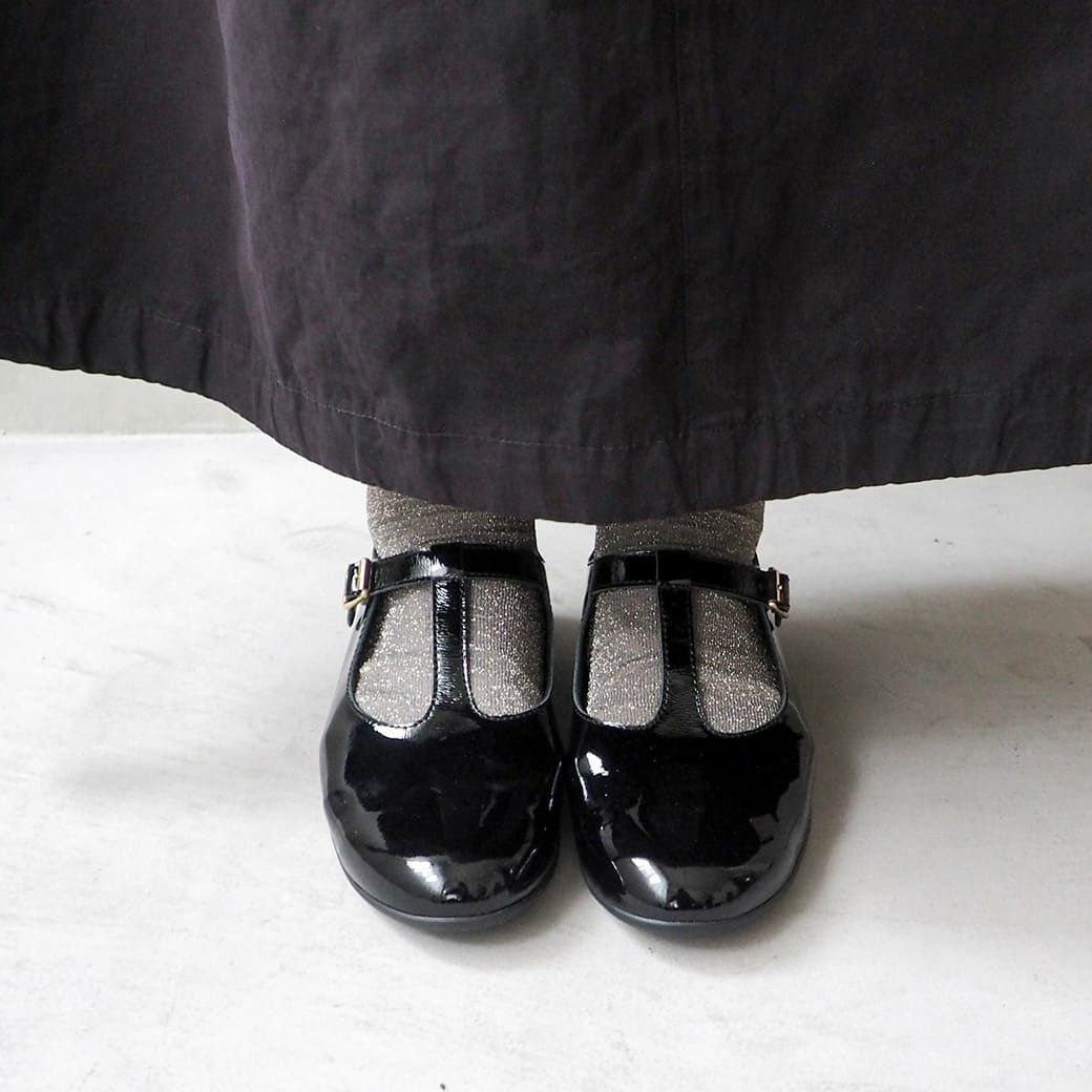 ブラックエナメル