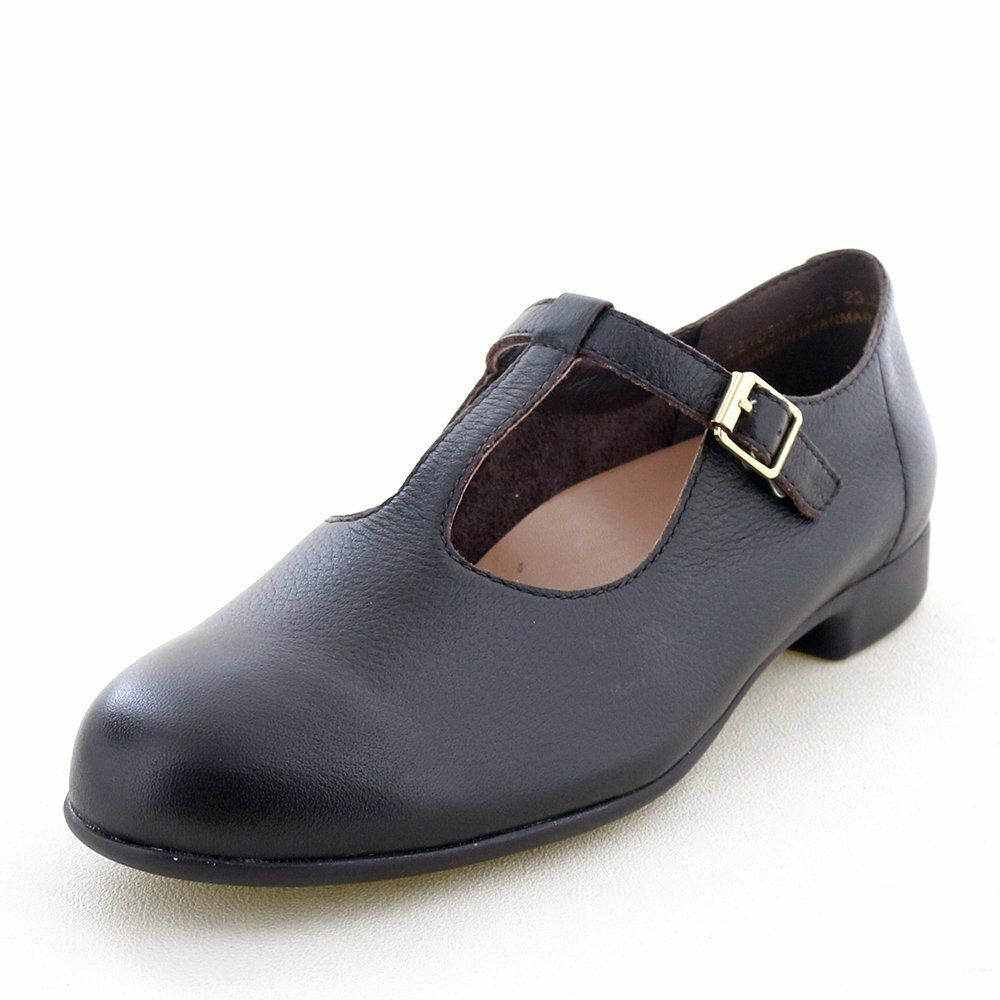 ダークブラウン