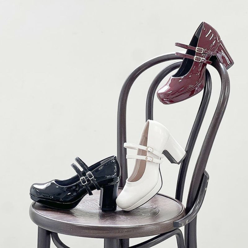 poyo｜ダブルストラップパンプス