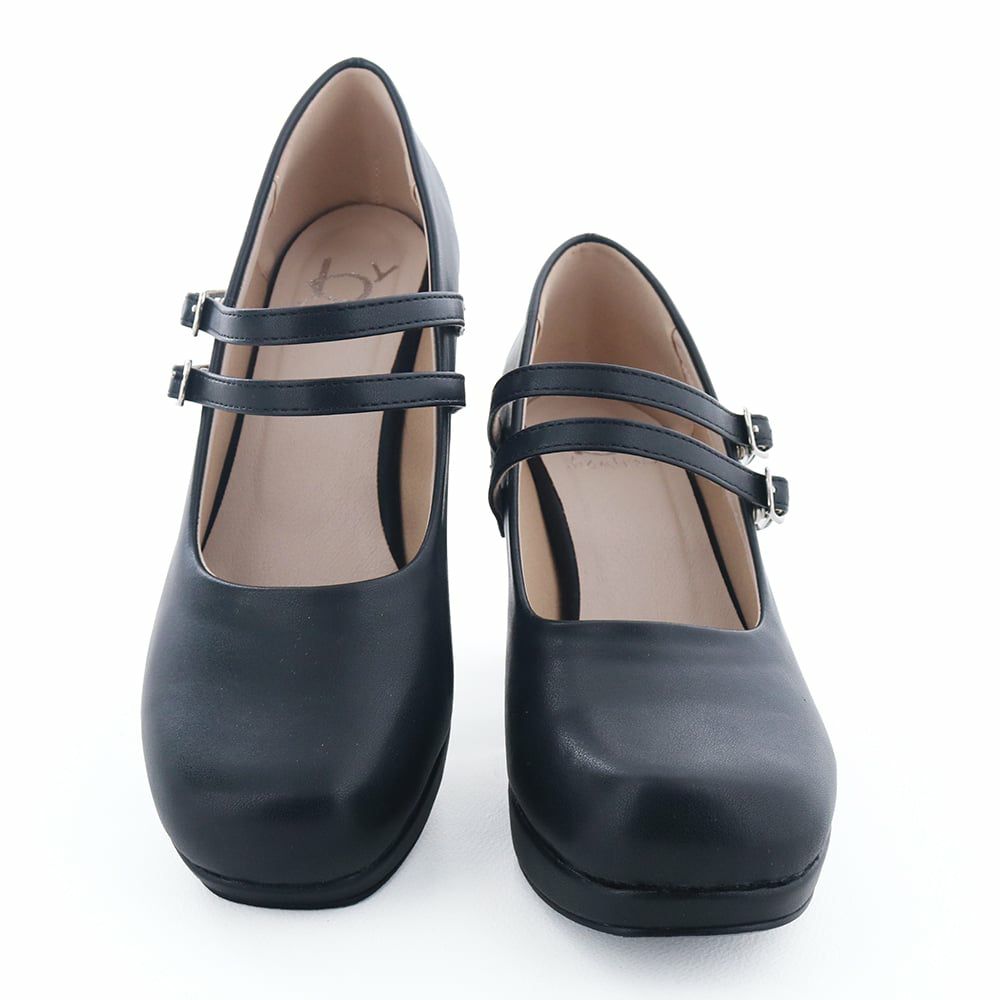 -5kgの細見江が叶う、スタイルを格上げするストラップパンプス