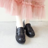 ブラック
