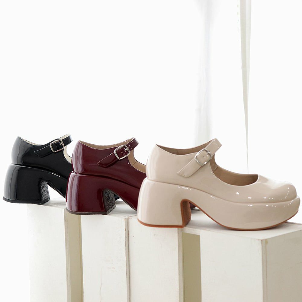 厚底おでこストラップパンプス