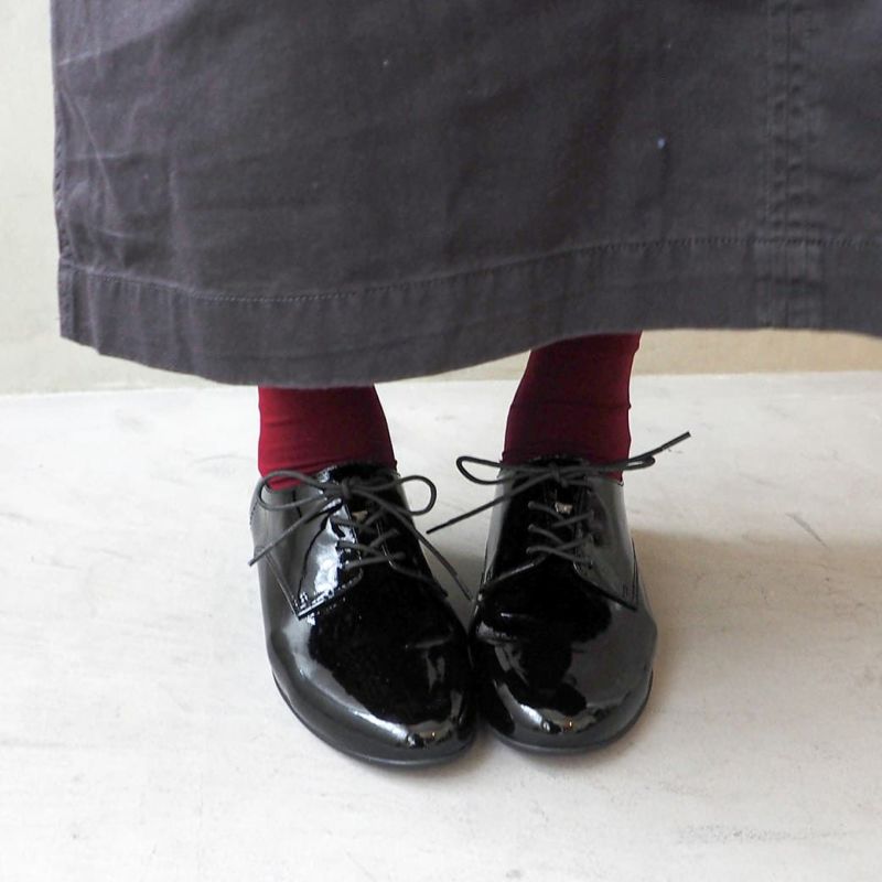 ブラックエナメル