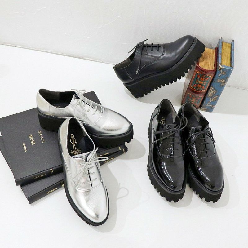 軽量｜厚底レースアップシューズ