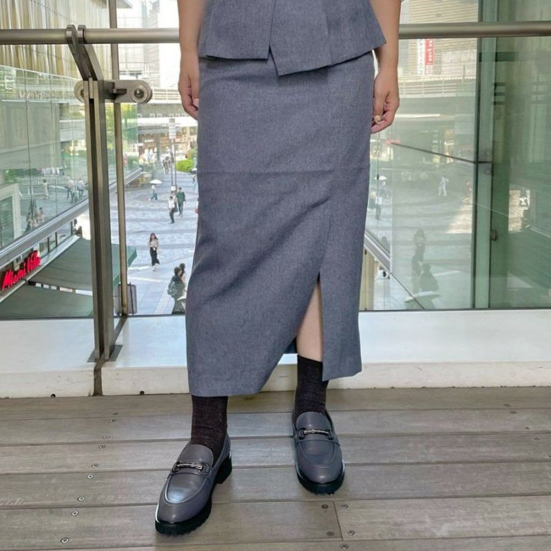 スタッフ着用：ブルーグレー