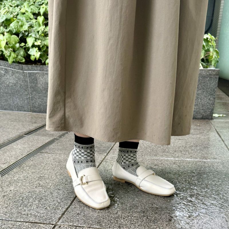 スタッフ着用：オフホワイト