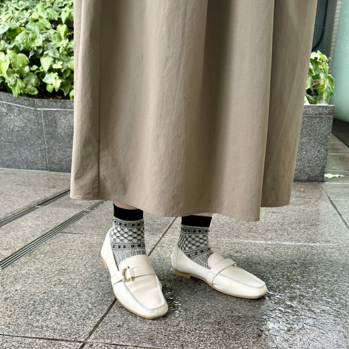 スタッフ着用：オフホワイト