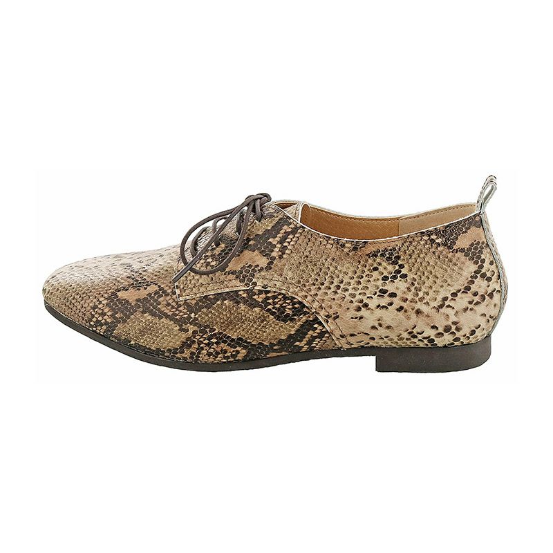 使いやすいスマートなシルエット