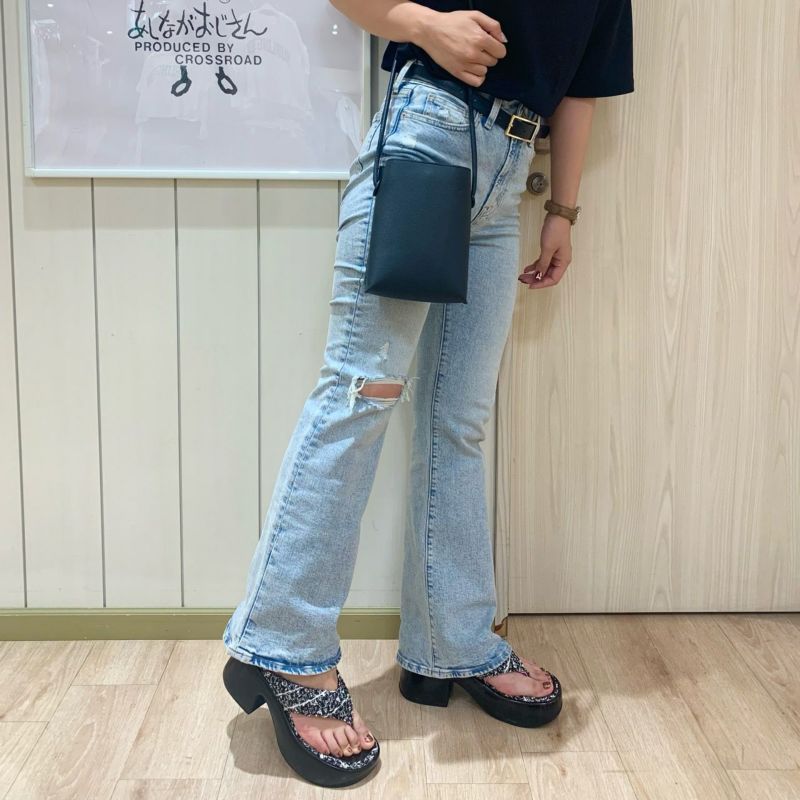 スタッフ着用：ブラック