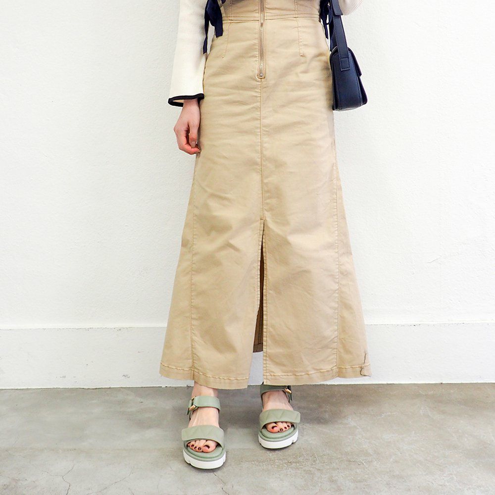 ライトグリーン