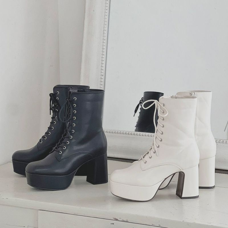 poyo｜レースアップブーツ