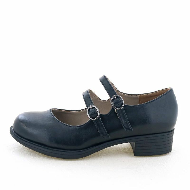 急な天候の変化にも慌てない、晴雨兼用のストラップパンプス