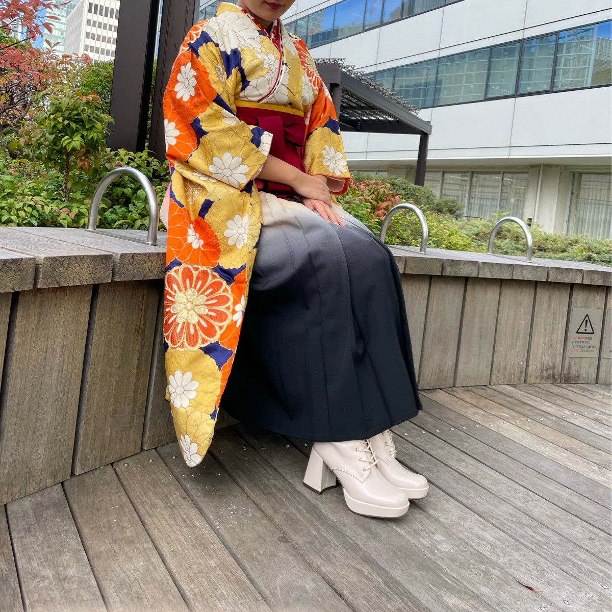 スタッフ着用：アイボリー