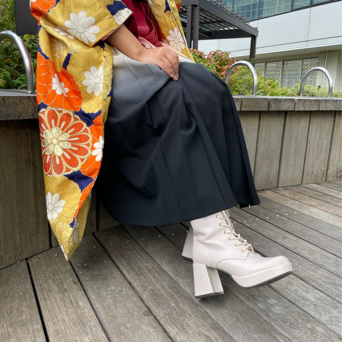 スタッフ着用：アイボリー