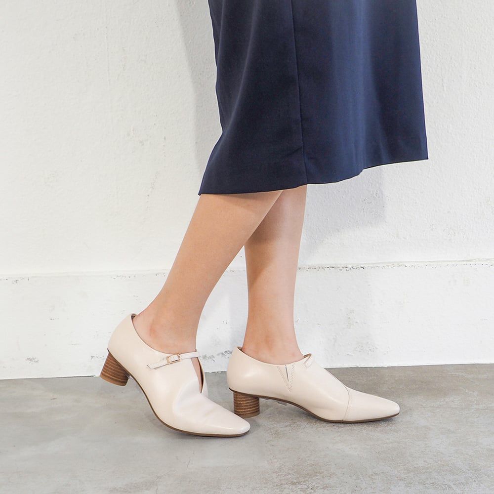 ストラップシューティ（CA_1320629） | あしながおじさん / cavacava