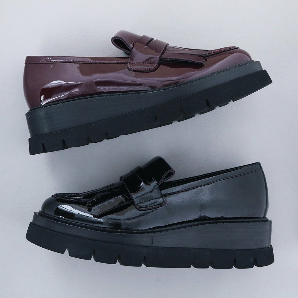 厚底キルトコインローファー