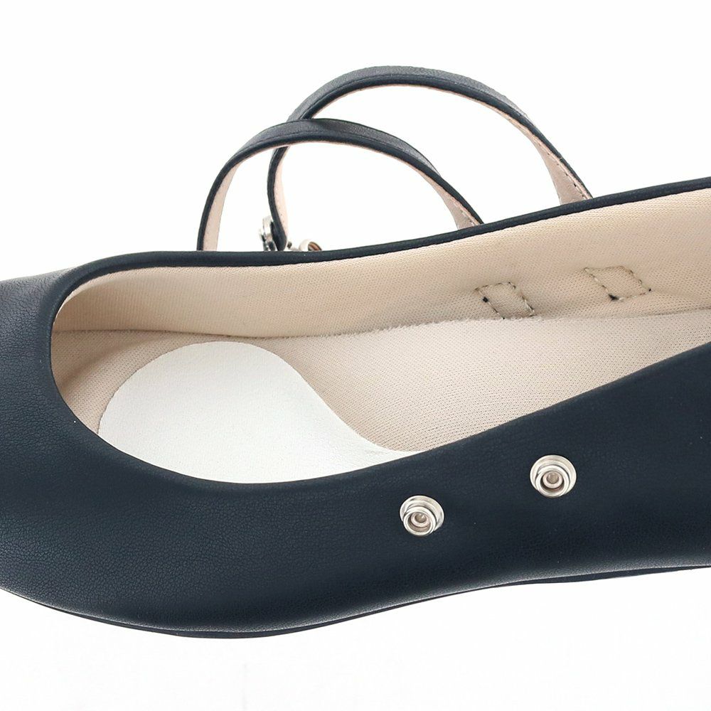 スポンジやクッションを効かせたふわふわの履き心地も魅力