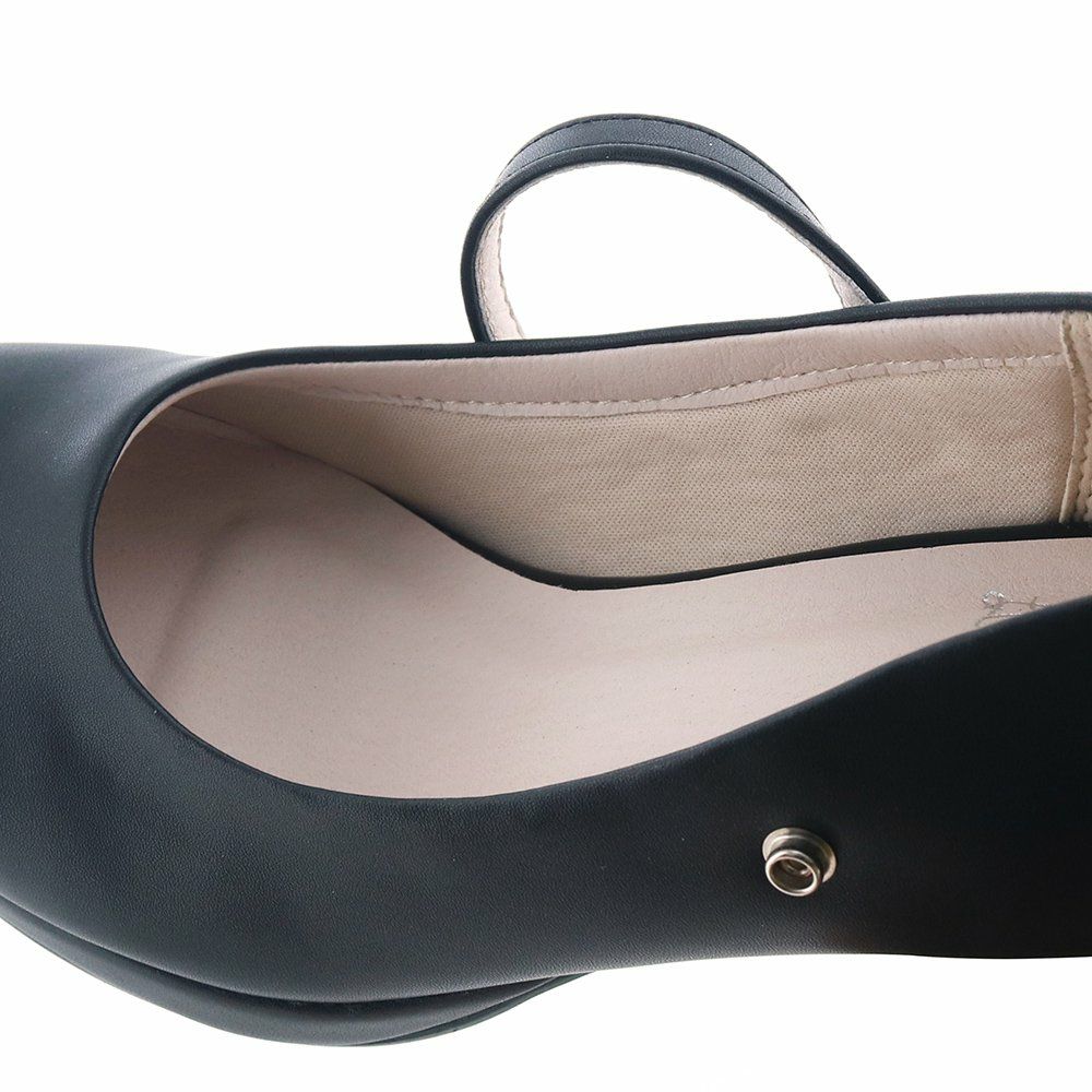 足に触れる裏地はスポンジ入り。ふんわり包まれます