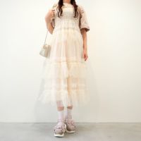 ピンク